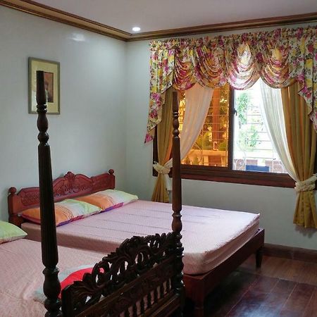 Casa Familya Hotel Batac Bagian luar foto