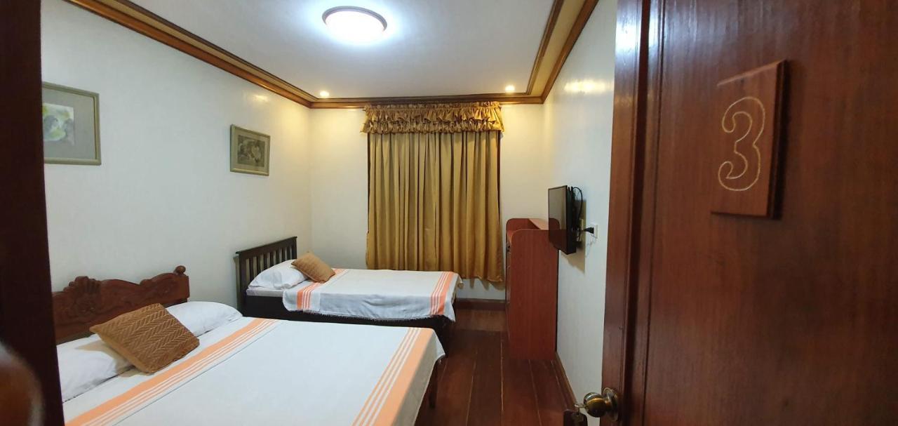 Casa Familya Hotel Batac Bagian luar foto