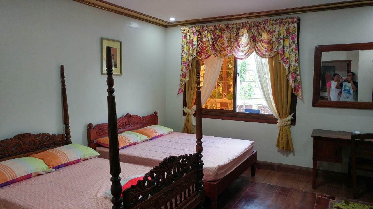Casa Familya Hotel Batac Bagian luar foto